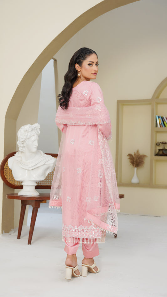 Queen Libas - Sahiba-e-Noor QL-AW03