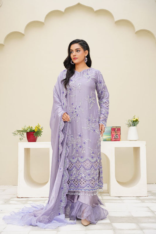 Queen Libas - Sahiba-e-Noor QL-F07