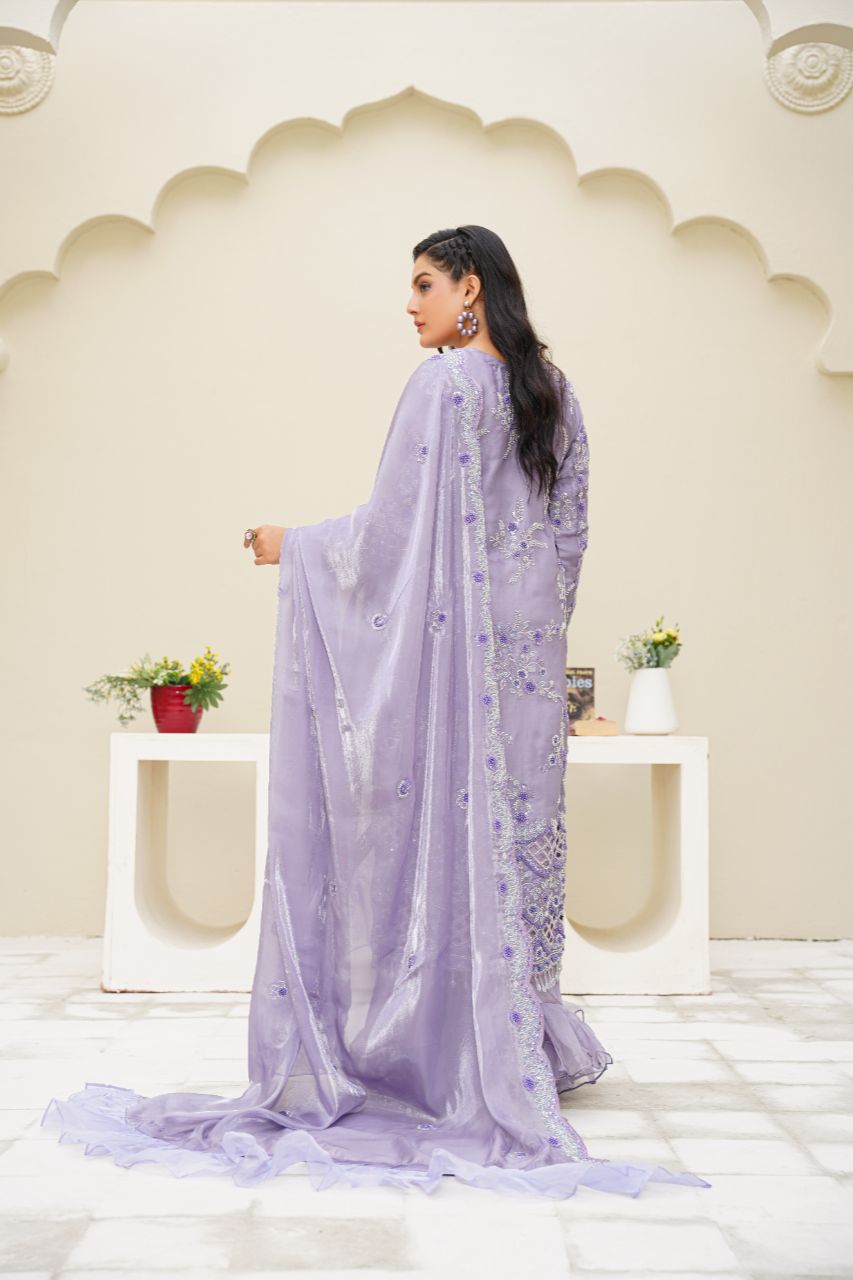 Queen Libas - Sahiba-e-Noor QL-F07