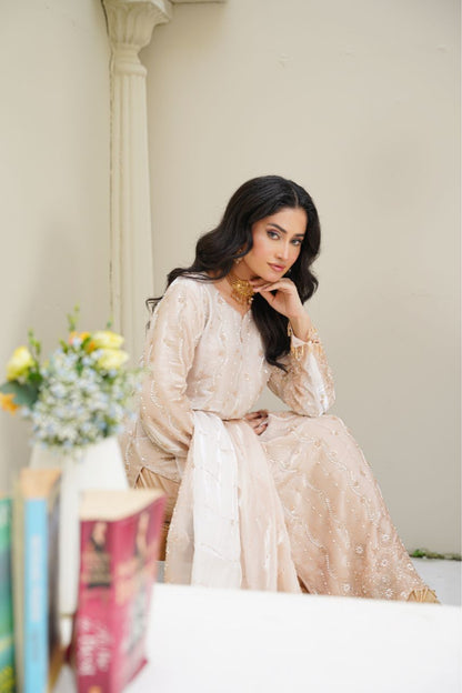 Queen Libas - Sahiba-e-Noor QL-F05