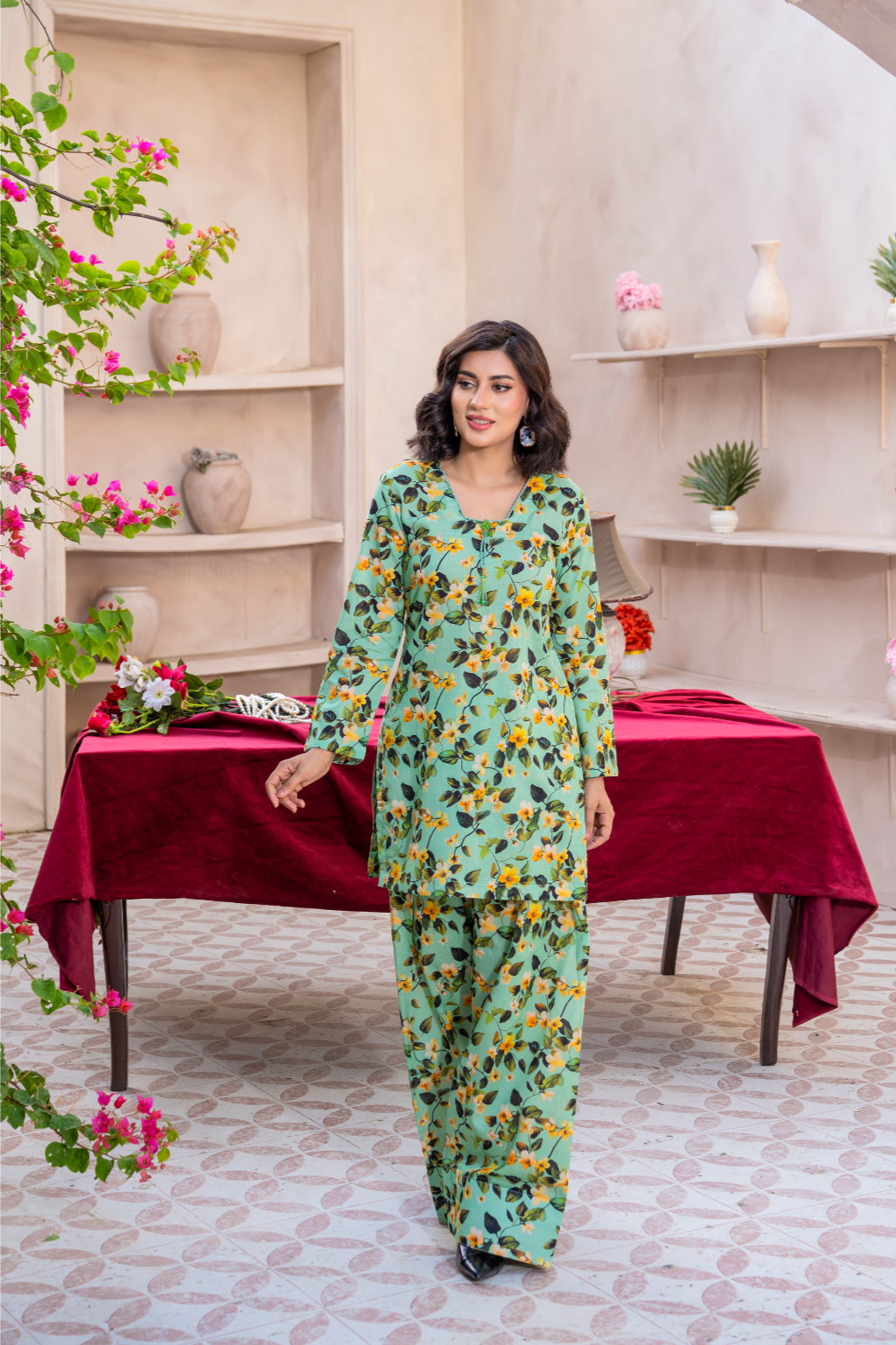 Aana- Lawn Tailored 2-Piece